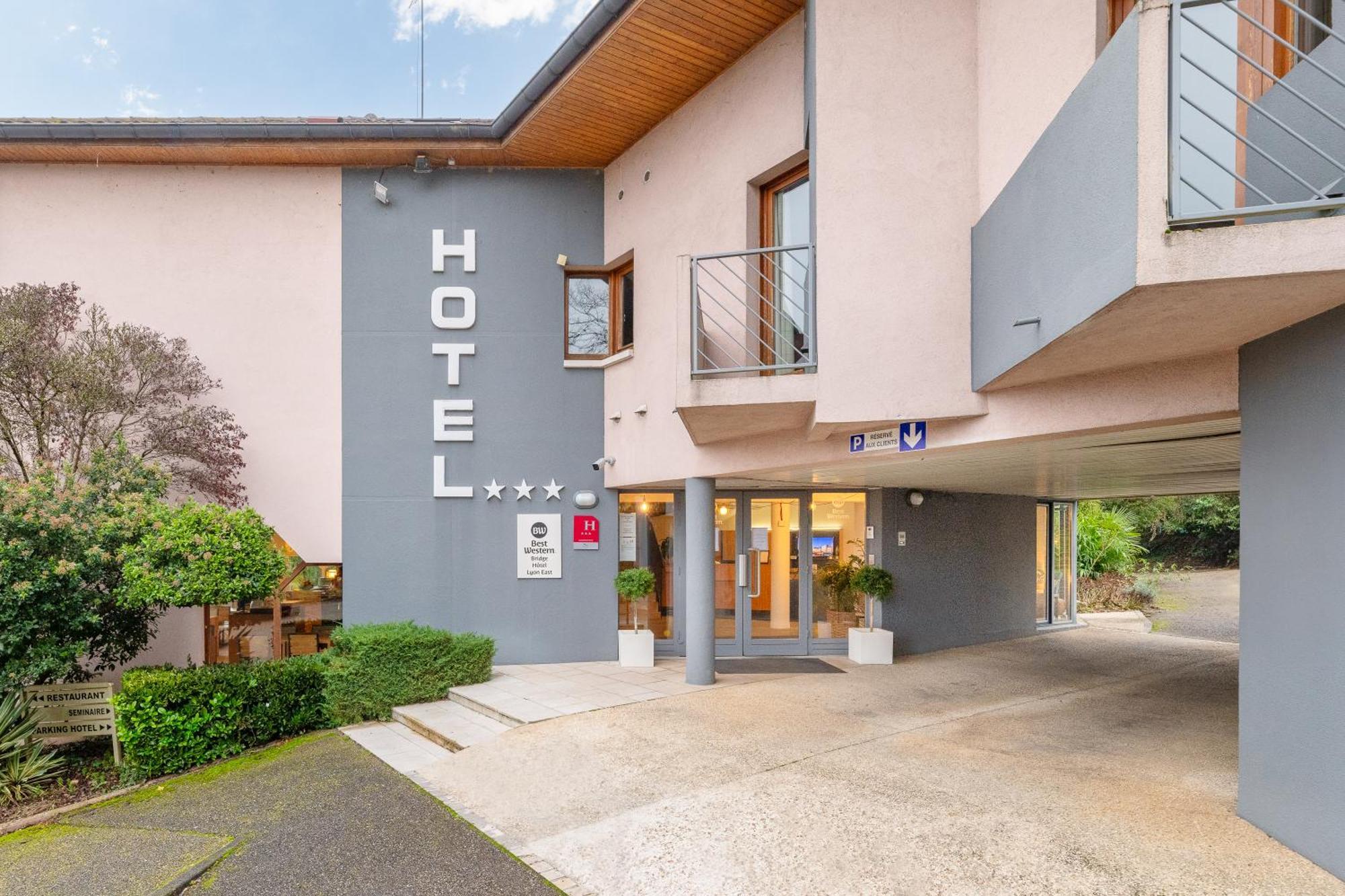 Best Western Bridge Hotel Lyon East Jons Exterior foto